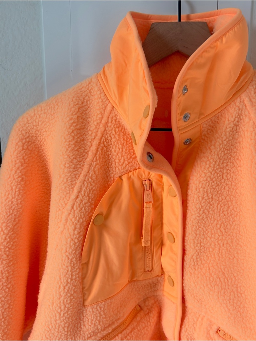 Free People Hit The Slopes Printed Fleece Jacket - Neon Clementine Orange - NWT - Picture 5 of 7